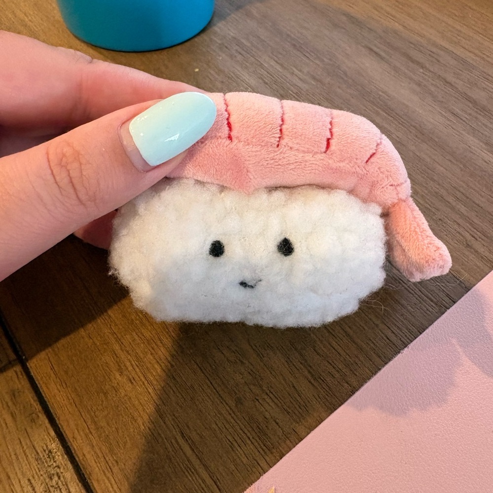 💗CLEAR OUT SALE💗 Retired Jellycat Shrimp Nigiri Plush - Picture 2 of 7